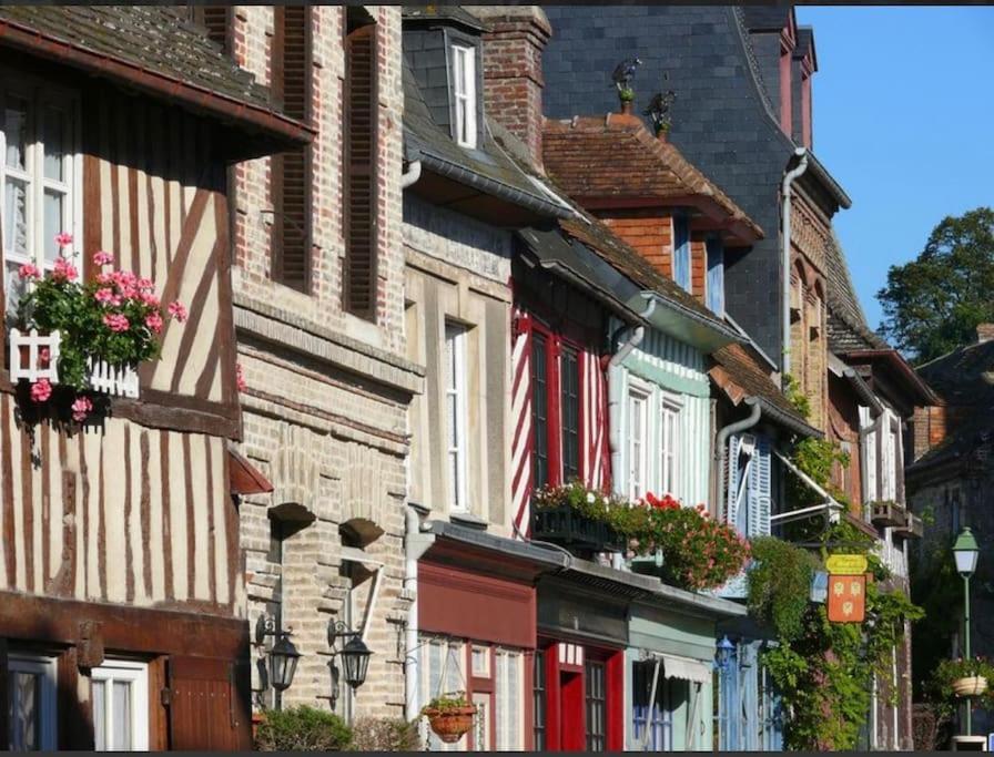 Maison A Colombages Pres De Deauville, Trouville Formentin Экстерьер фото
